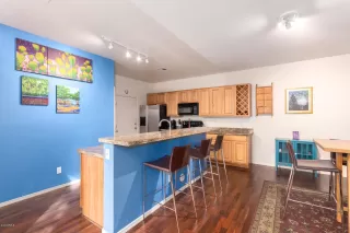 Photo #4: 6044605 Listing