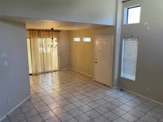 Photo #4: 6044619 Listing