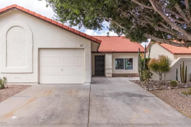 MLS: 6044934 Condo For Sale