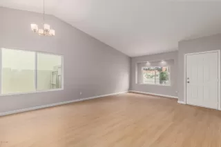 Photo #5: 6044934 Listing 