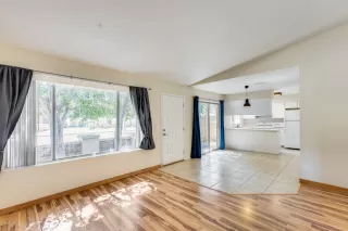 Photo #5: 6045440 Listing 