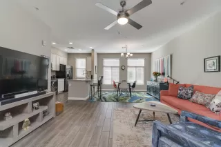 Photo #4: 6045865 Listing 