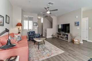 Photo #5: 6045865 Listing 