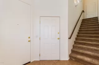 Photo #2: 6045912 Listing