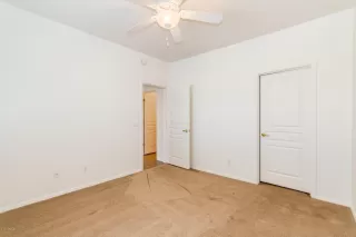 Photo #6: 6045912 Listing