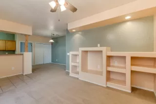 Photo #6: 6045950 Listing