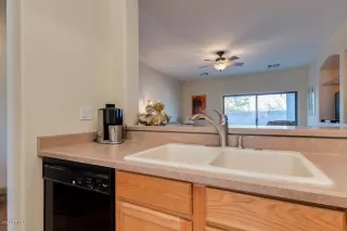 Photo #6: 6046466 Listing