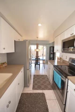 Photo #5: 6046515 Listing