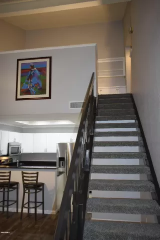 Photo #3: 6046580 Listing 