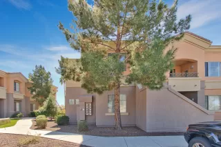 Photo #2: 6046599 Listing