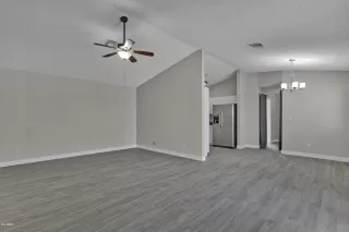 Photo #6: 6047252 Listing