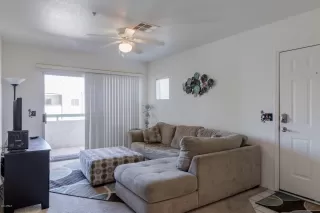 Photo #3: 6047404 Listing