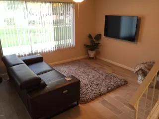 Photo #6: 6047408 Listing