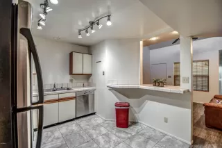 Photo #3: 6047771 Listing