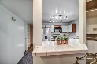 Photo #4: 6047771 Listing