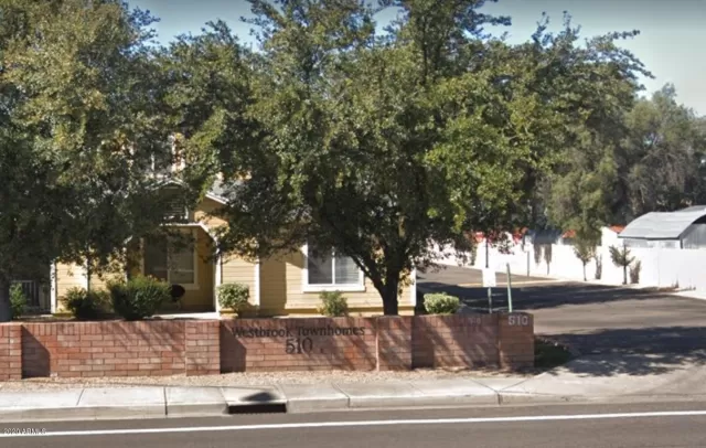 MLS: 6047992 Condo For Sale