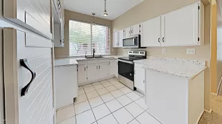 Photo #6: 6048328 Listing