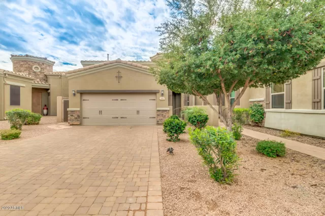 MLS: 6048784 Condo For Sale