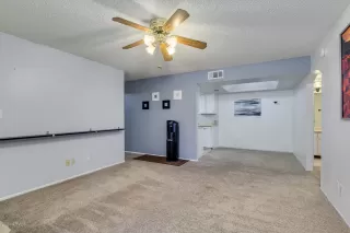 Photo #3: 6049010 Listing