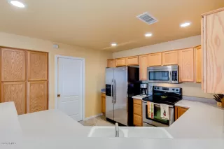 Photo #4: 6049024 Listing