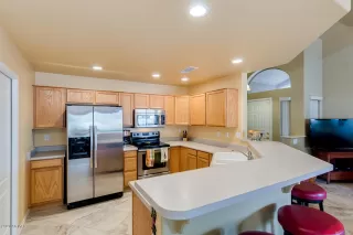 Photo #5: 6049024 Listing