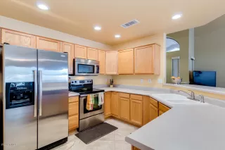 Photo #6: 6049024 Listing