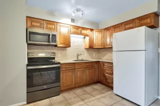 Photo #1: 6049140 Listing 