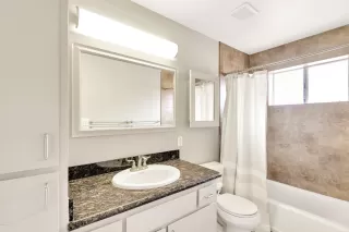 Photo #4: 6049140 Listing 