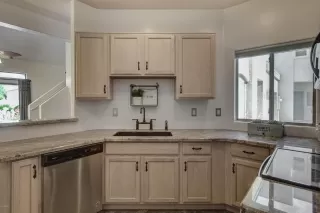 Photo #3: 6049210 Listing