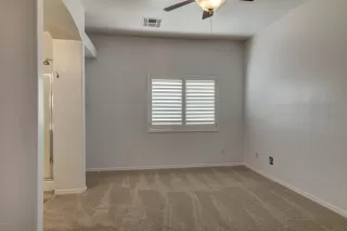 Photo #6: 6049210 Listing