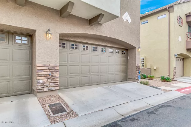 MLS: 6049279 Condo For Sale