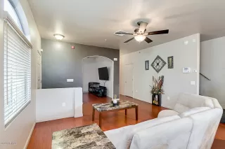 Photo #6: 6049279 Listing 