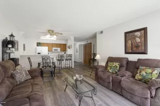 Photo #2: 6049307 Listing