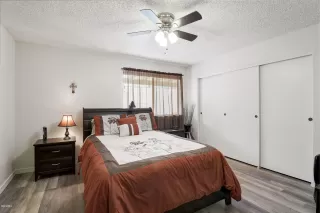 Photo #4: 6049307 Listing