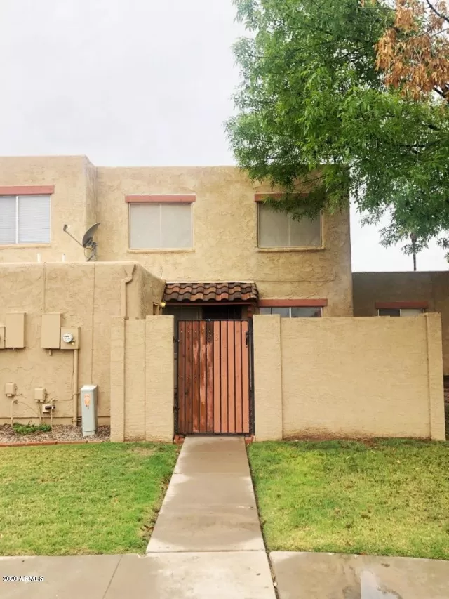 MLS: 6049391 Condo For Sale