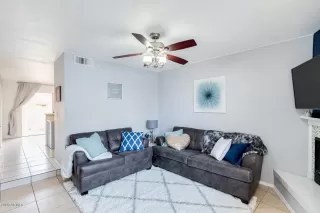 Photo #4: 6049790 Listing