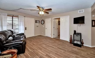 Photo #3: 6050001 Listing 