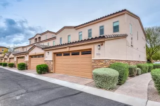 Photo #3: 6050007 Listing