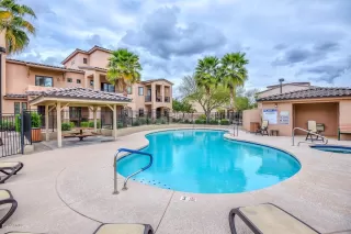 Photo #6: 6050007 Listing