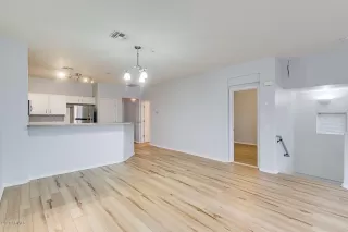 Photo #2: 6050109 Listing