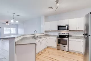 Photo #3: 6050109 Listing