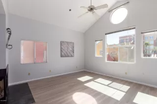 Photo #3: 6050166 Listing