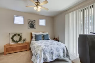 Photo #4: 6050305 Listing