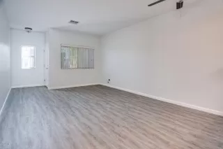 Photo #4: 6050409 Listing 