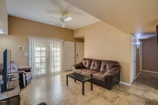 Photo #5: 6050495 Listing