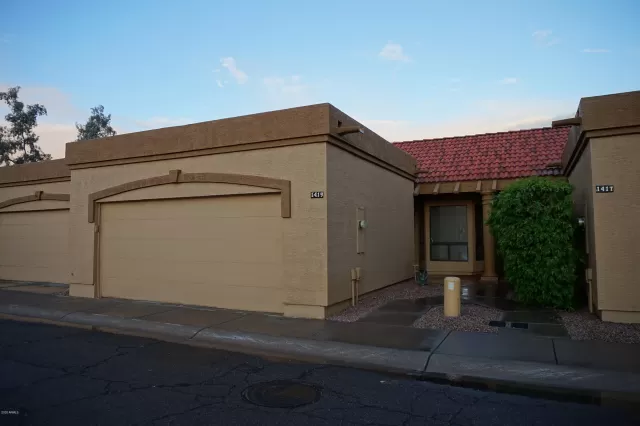 MLS: 6050501 Condo For Sale