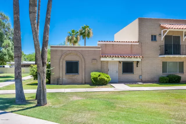 MLS: 6050555 Condo For Sale