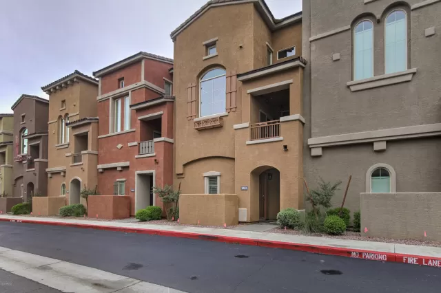 MLS: 6050668 Condo For Sale