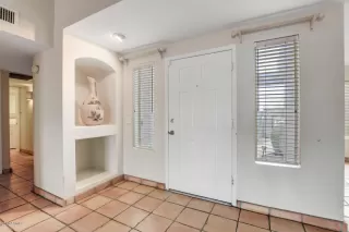 Photo #2: 6051374 Listing