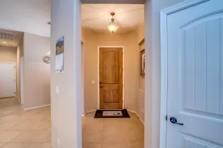 Photo #4: 6051475 Listing